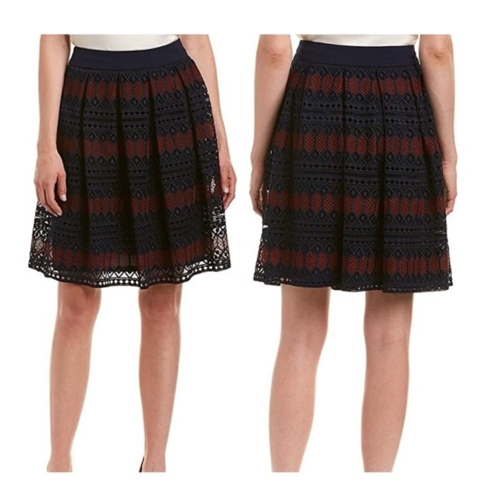 TRINA TURK Leland Crochet Knit Skirt Size 2.
